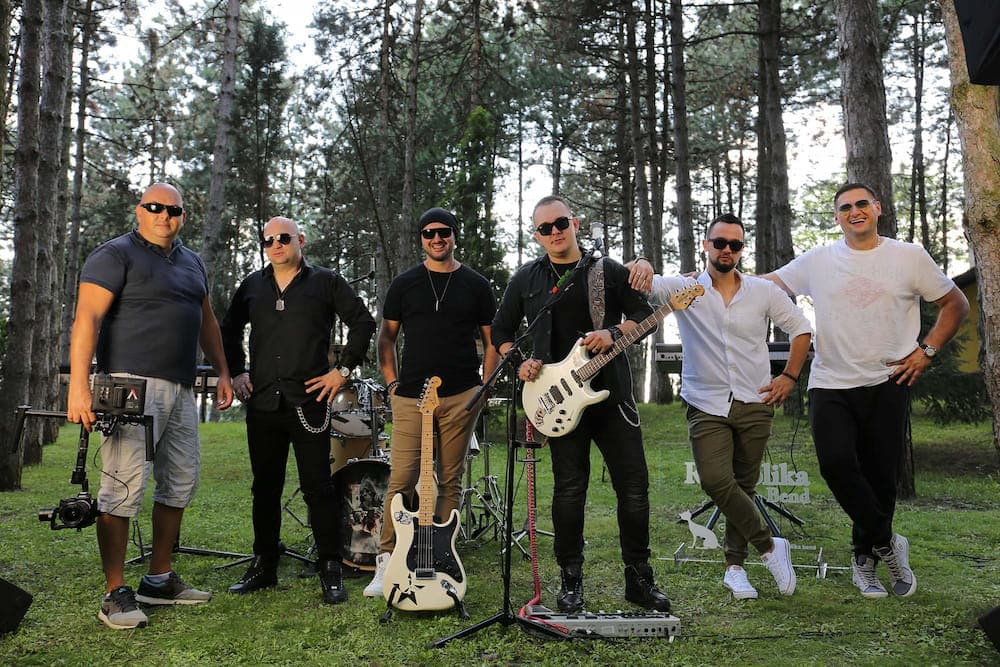 Bend za svadbe i proslave Beograd - Republika bend